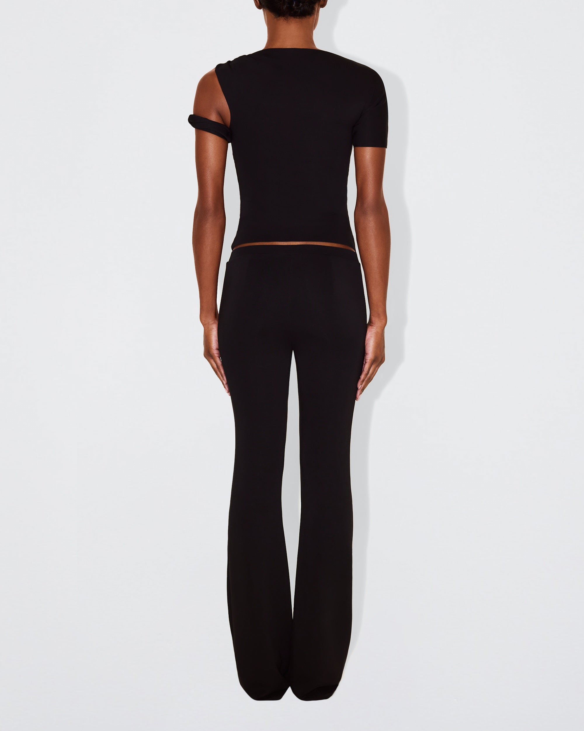 Sueded Stretch Twisted Top | Black