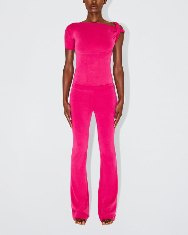 Sueded Stretch Twisted Top | Fuchsia