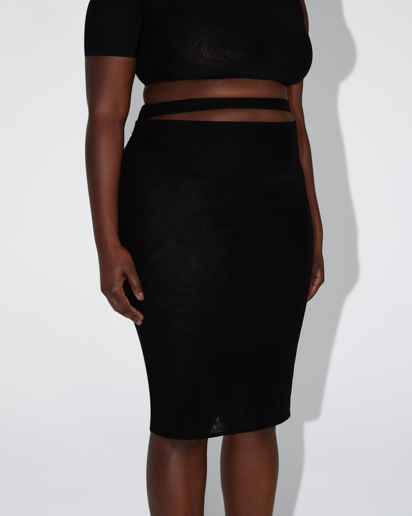 Mesh Stretch Cutout Skirt | Black