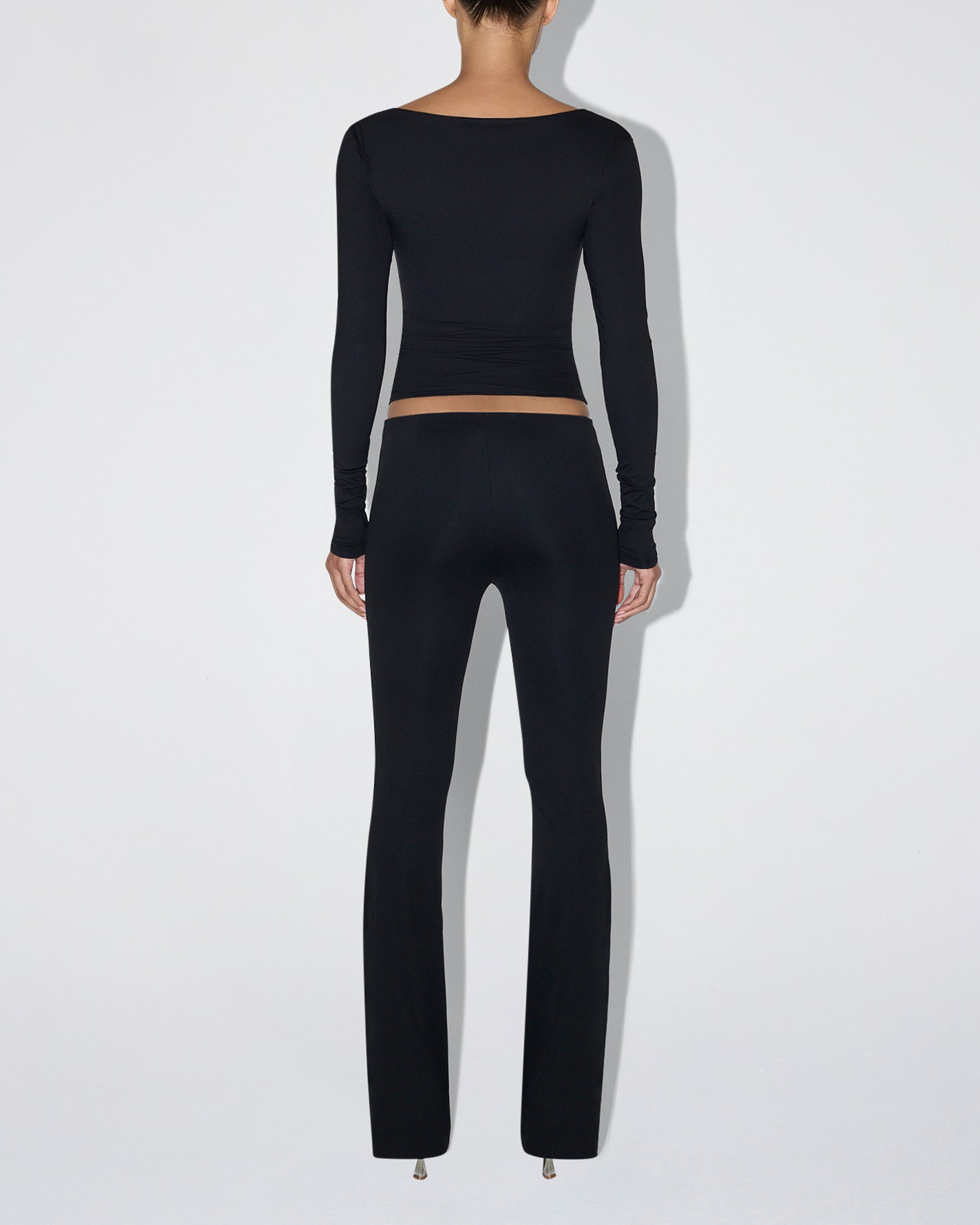 Smooth Stretch Low Rise Pant | Black