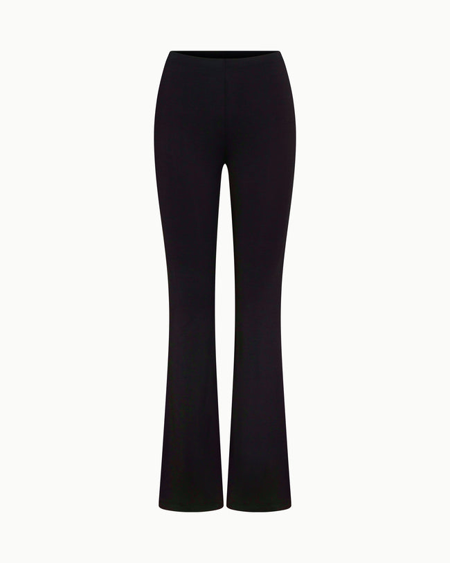 Soft Stretch Low Rise Pant | Black