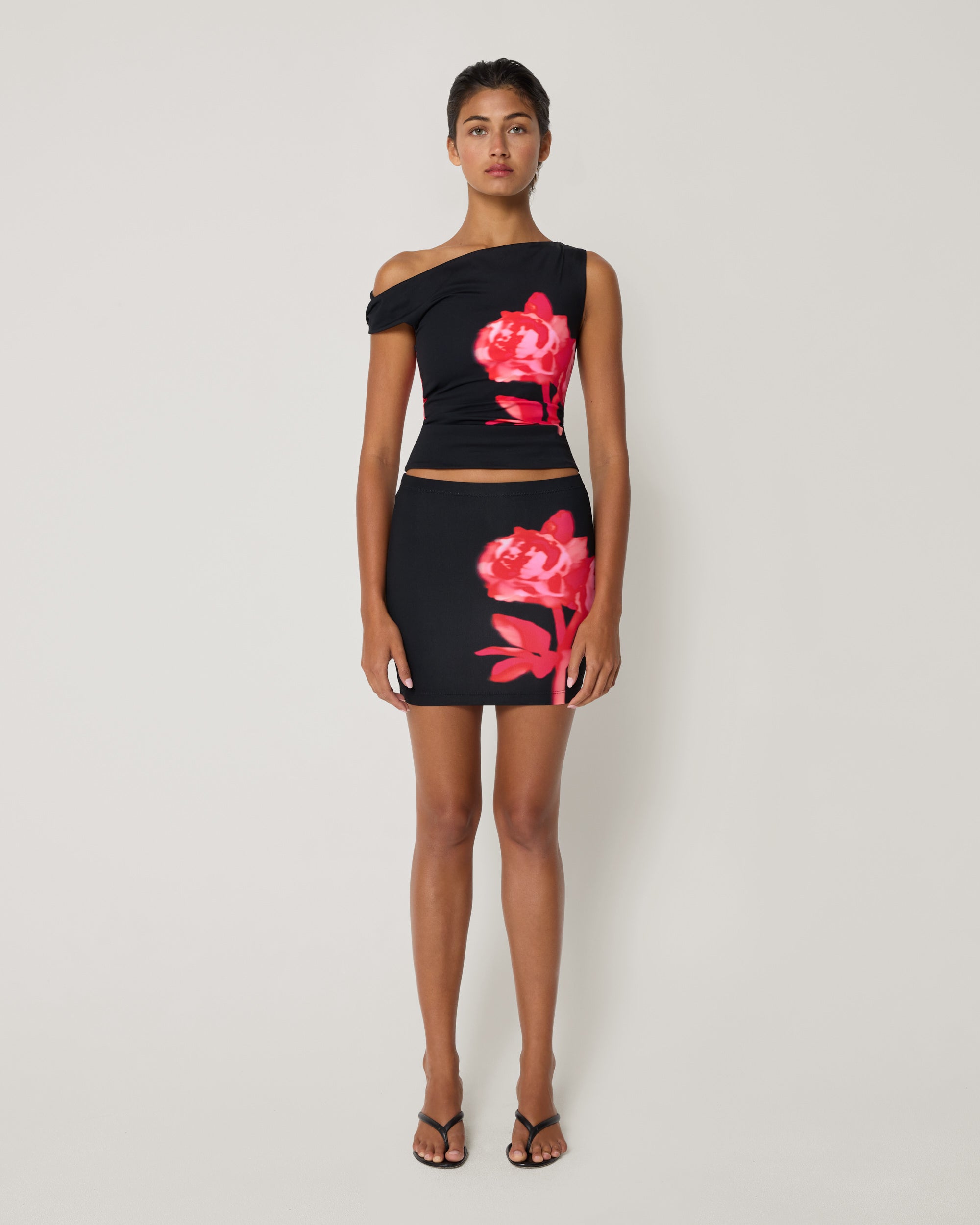 Smooth Stretch Ultra Mini Skirt | Black Peony