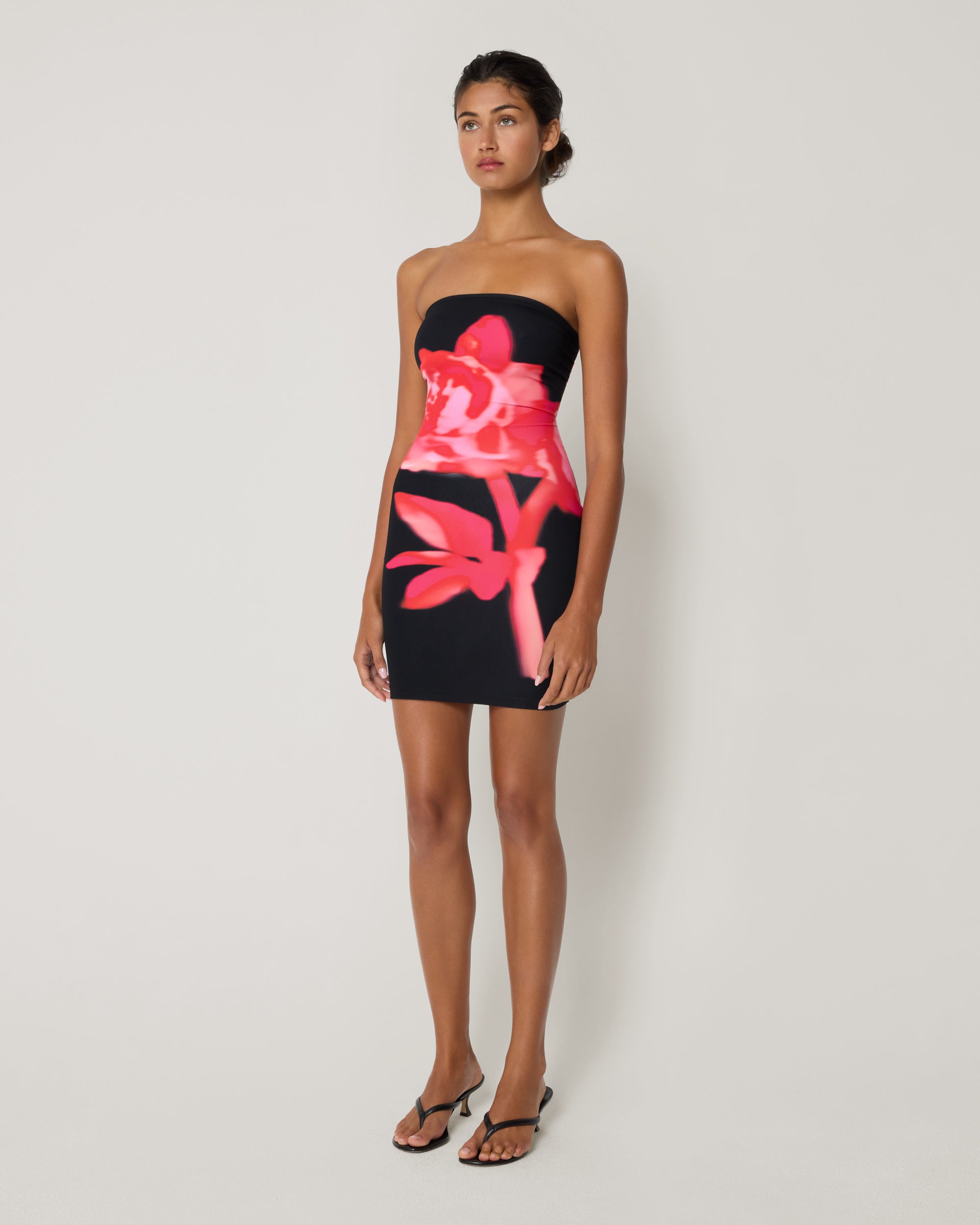 Smooth Stretch Strapless Mini Dress | Black Peony