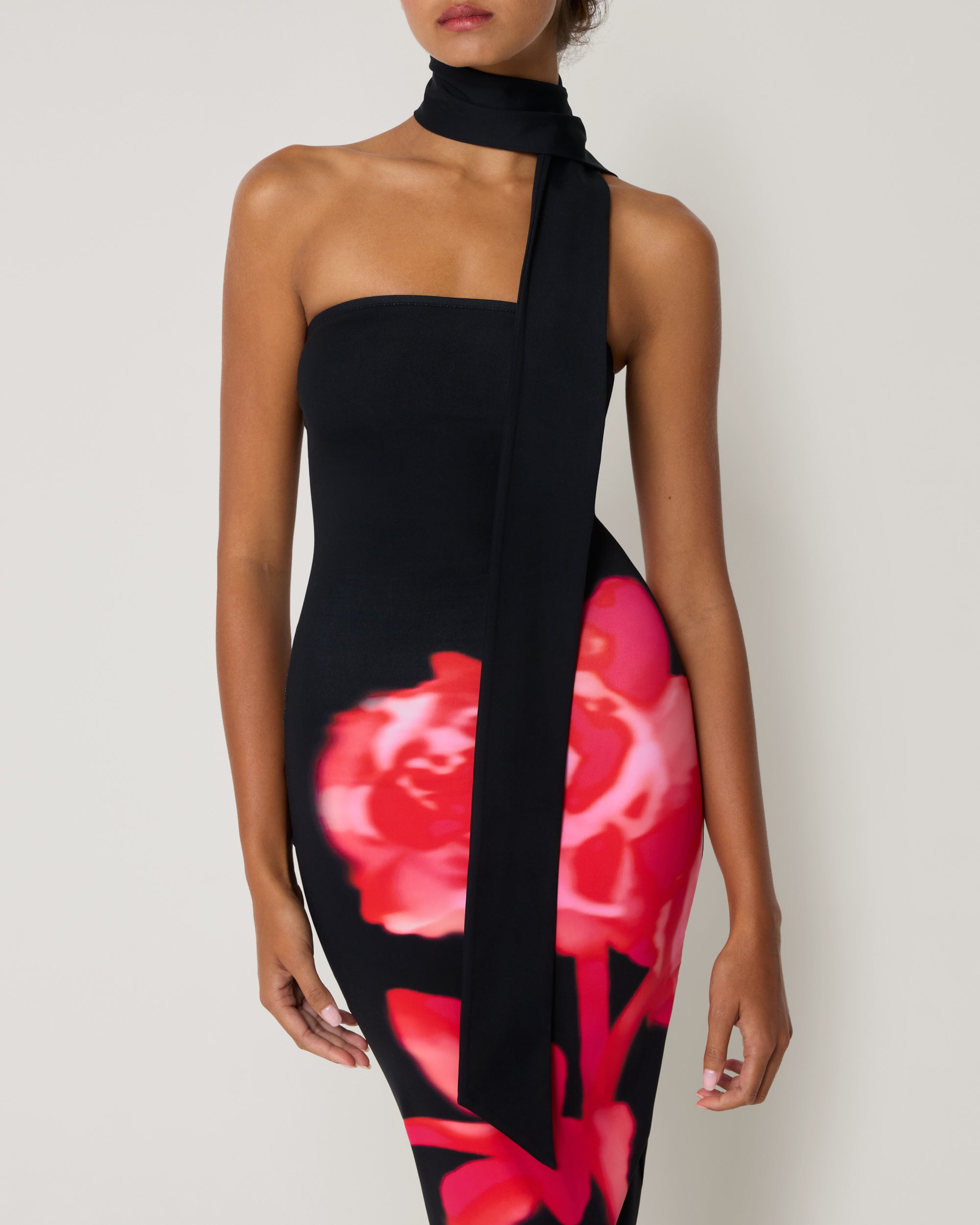 Smooth Stretch Strapless Midi Dress | Black Peony