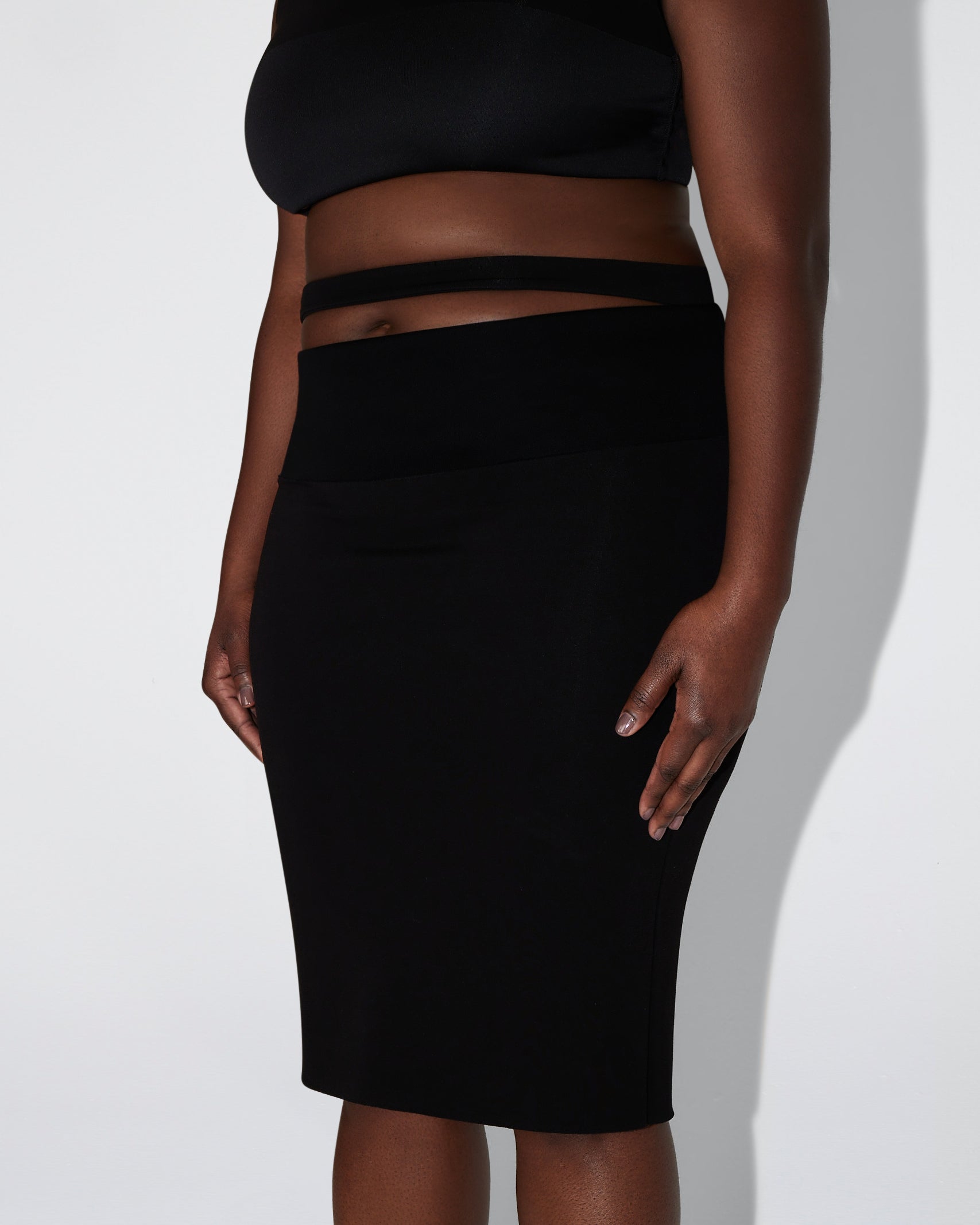 Sueded Stretch Cutout Skirt | Black